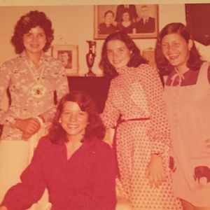 Meet your Posher, Mariangeles